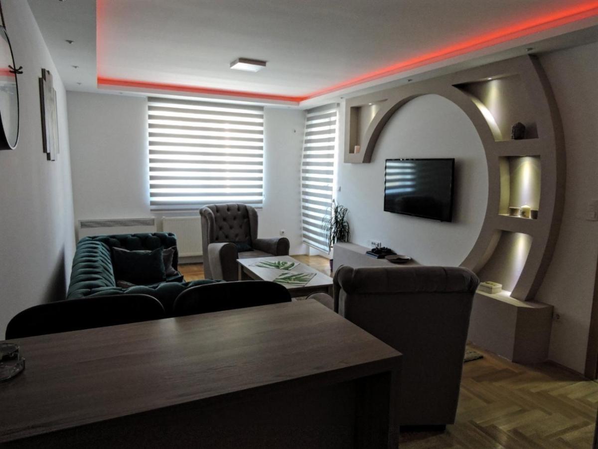 Апартаменти Apartman Lux S&V 1 Lukavica Istocno Sarajevo Hilandarska Centar Екстер'єр фото